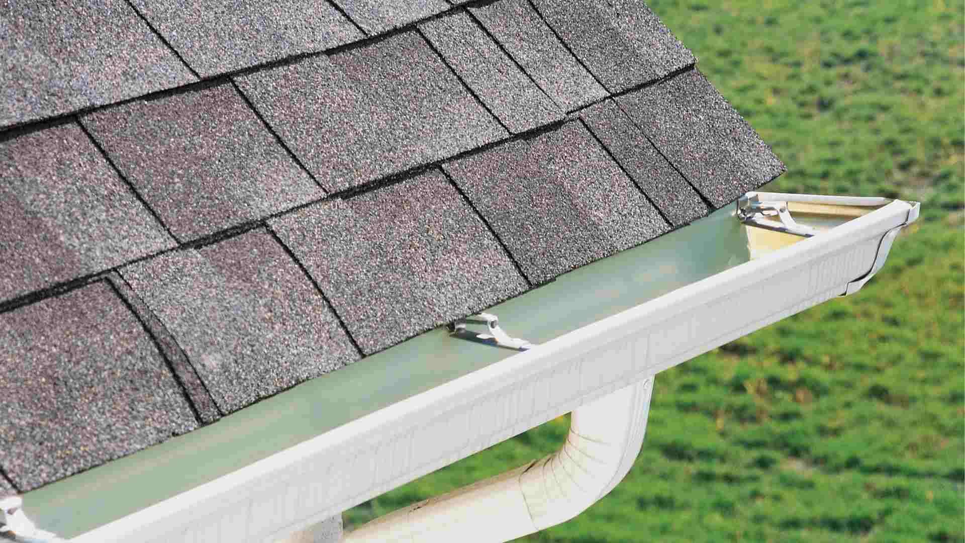 6 Reasons Why You Should Clean Your Gutters Every Autumn Banner